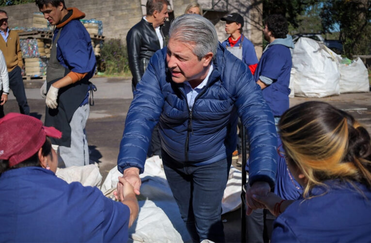 Javier Martínez: Con los libertarios nos unen más cosas que las que nos separan