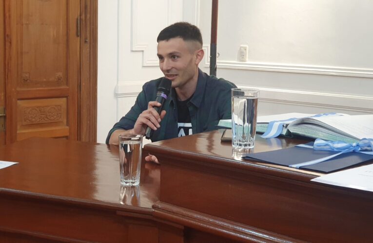 El HCD tuvo sesión especial y reconocimiento