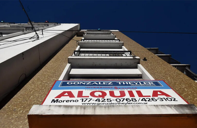 Estudiar y alquilar: la difícil situación de los universitarios que viven solos en Rosario