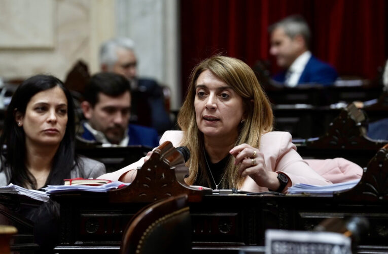 “Si queremos dejar de ser un país pobre tenemos que invertir en educación”