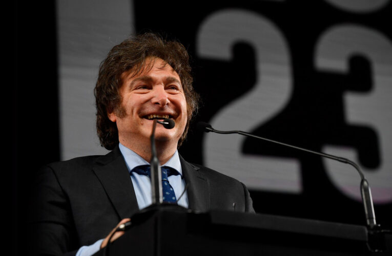 Milei: «El imbécil de Kicillof tenía un bar en Palermo y quebró»