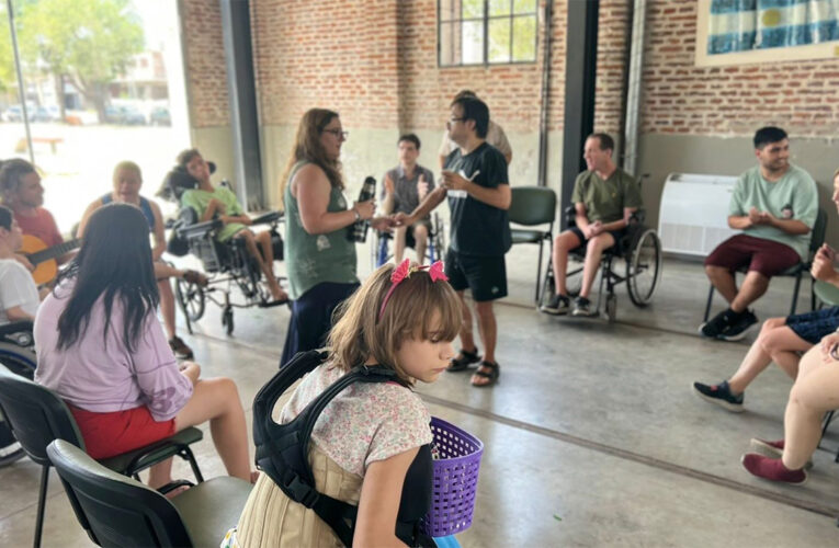 Comenzaron los talleres de verano de la Escuela Municipal de Bellas Artes