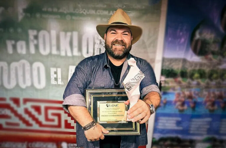 Este sábado llega la Fiesta de la Estaca con el folklorista salteño Juan Fuentes