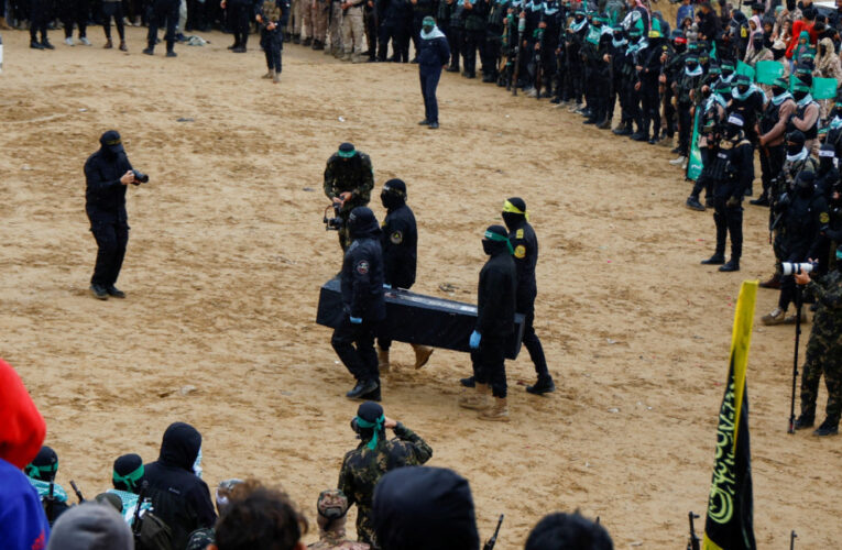 Hamás entregó los cuerpos sin vida de la familia argentina Bibas