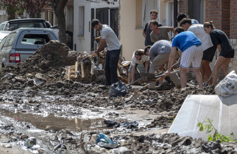 Milei anunció la creación de un fondo por $200.000 millones para ayudar a Bahía Blanca
