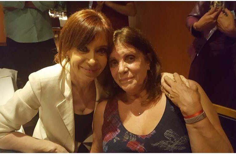 El kirchnerismo bonaerense adhiere a la suspensión de las PASO, pero exige que no haya desdoblamiento