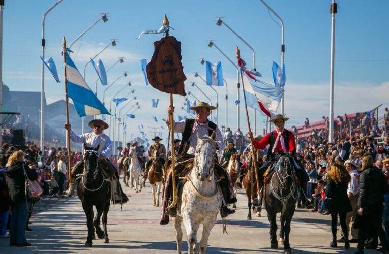 Calendario de eventos turísticos en la Provincia (Especial Revolución de Mayo)