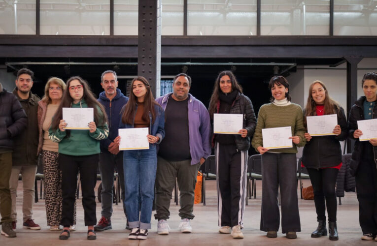 El Municipio entregó las Becas Artísticas 2025