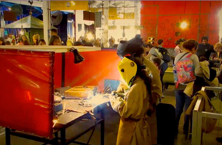 La Biblioteca Menéndez y ETIN presentan la película “La Sociedad del afecto”