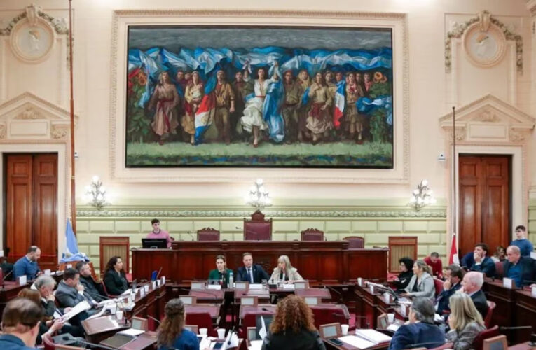 La provincia de Santa Fe eliminó la religión oficial y adoptó la «Ficha Limpia» en la reforma constitucional