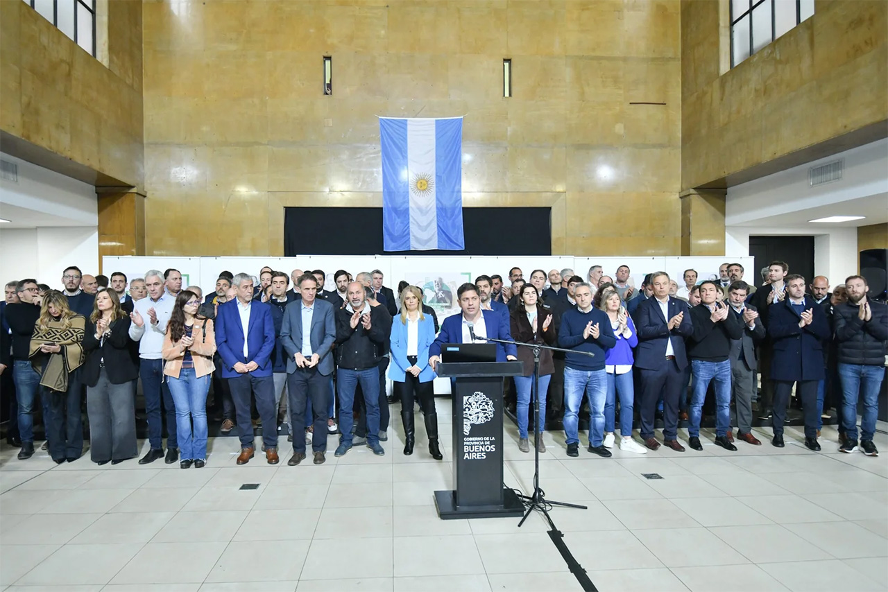 Kicillof reclamó en nombre de los bonaerenses por los recortes “ilegales” de Milei