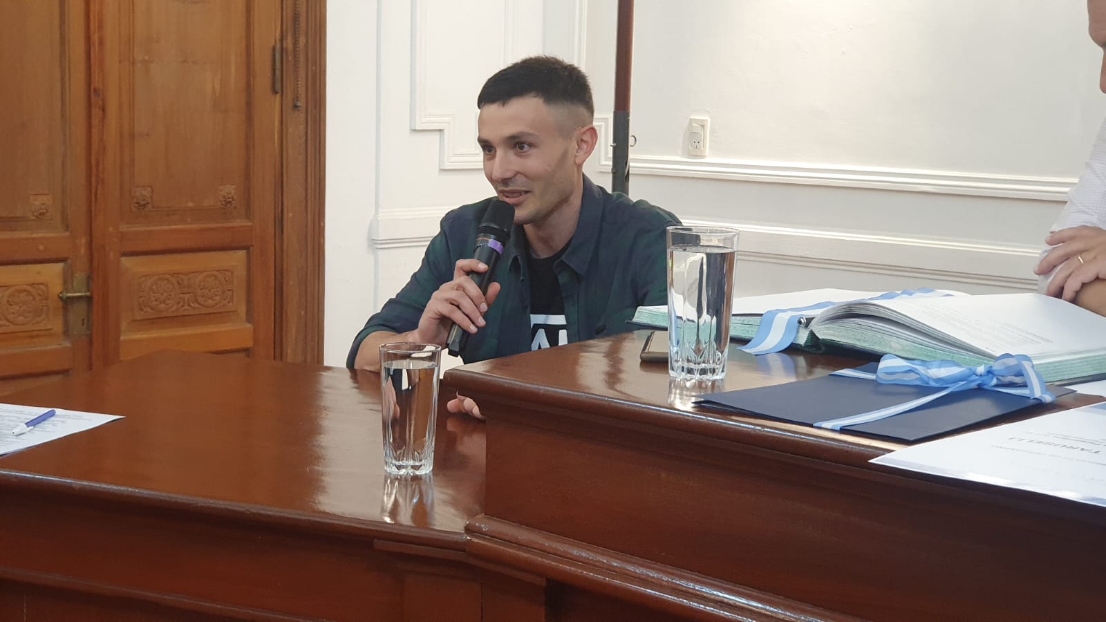 El HCD tuvo sesión especial y reconocimiento