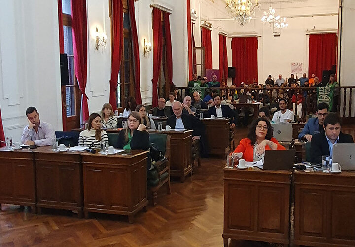 Pasó una nueva sesión en el HCD