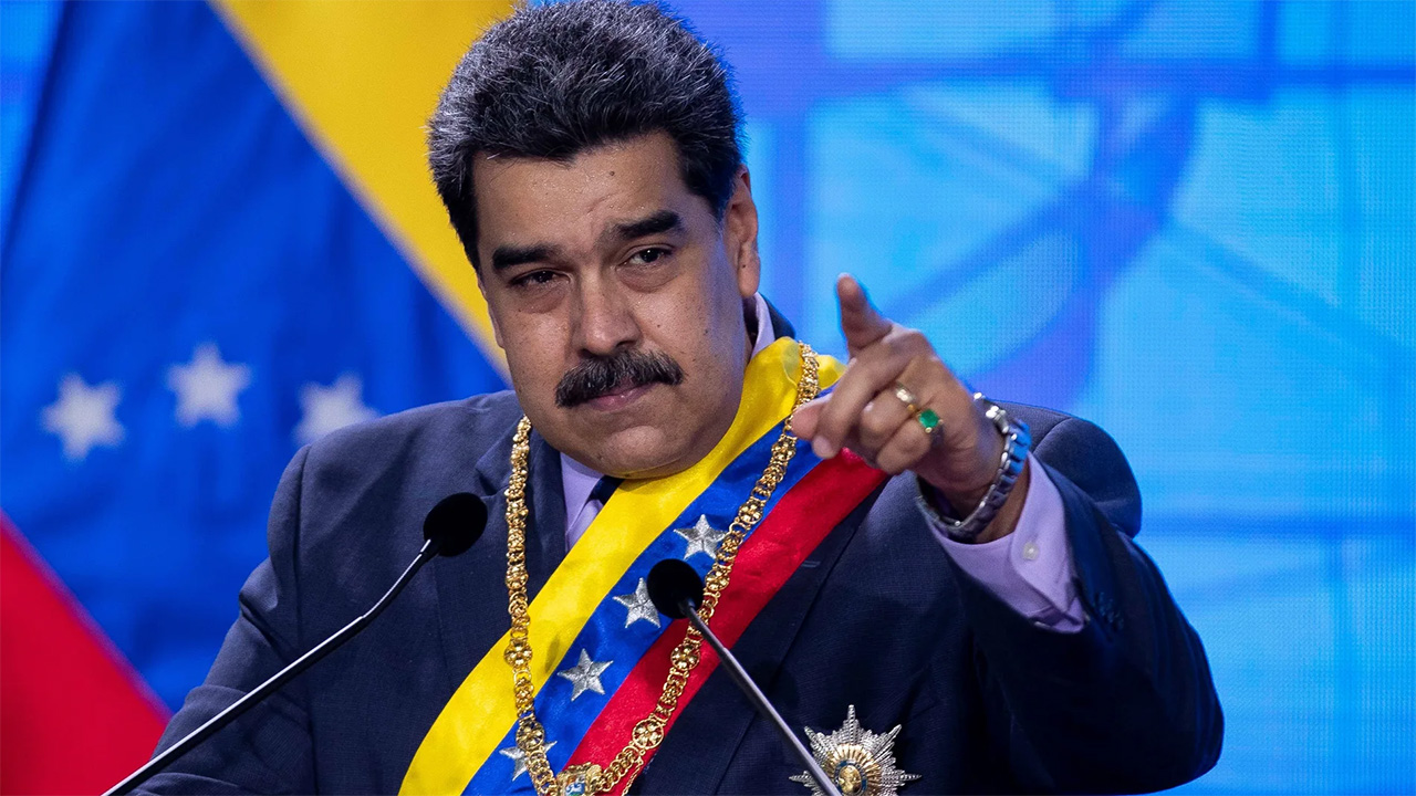 Impensado un años atrás: La Justicia argentina ordenó la captura internacional de Maduro