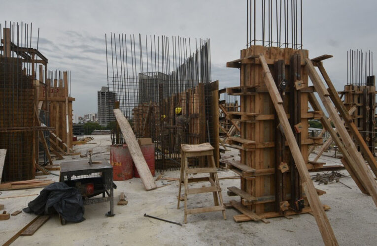 La construcción sigue en caída libre