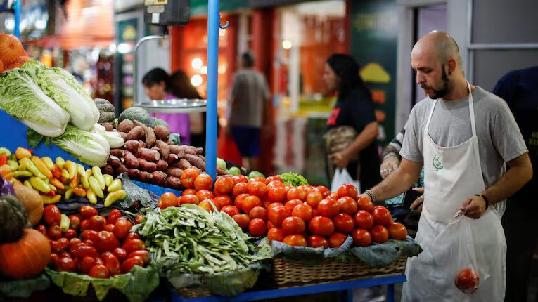 Del campo a la góndola, los precios de los agroalimentos se multiplicaron por 3,5 veces en octubre