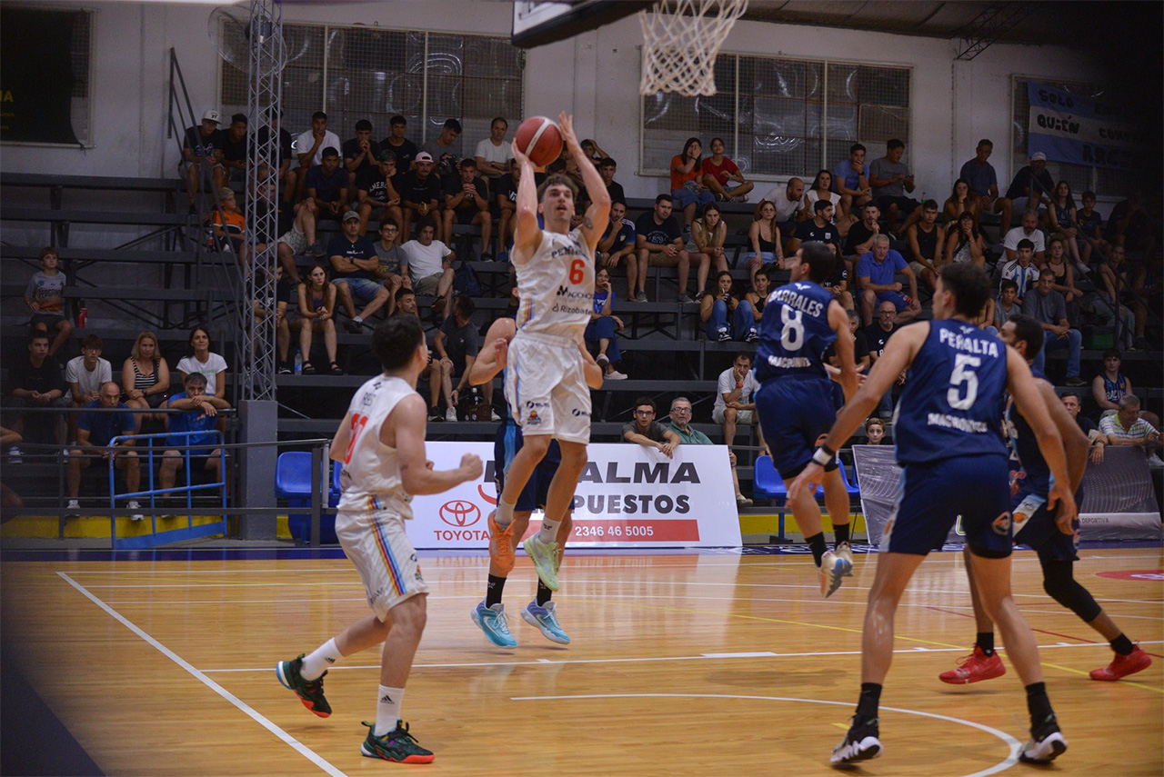 A pesar de la floja actuación en el torneo, Pergamino Básquet se aseguró la permanencia
