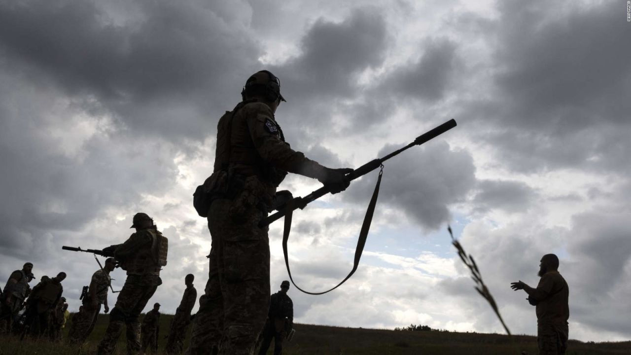 Denuncian que Ucrania revende armas estadounidenses a cárteles mexicanos
