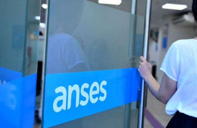 Cómo trámitar la historia laboral en Mi ANSES