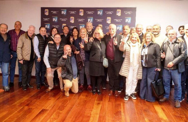 Rosa Tulio presente en La Peña Bonaerense del PJ