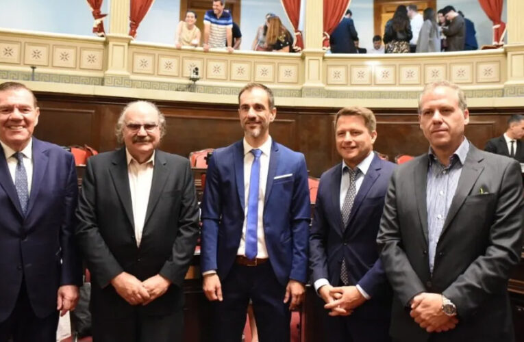 Sacudón político: El PRO pierde piezas, los Passaglia ganan terreno y la UCR se hunde en su crisis