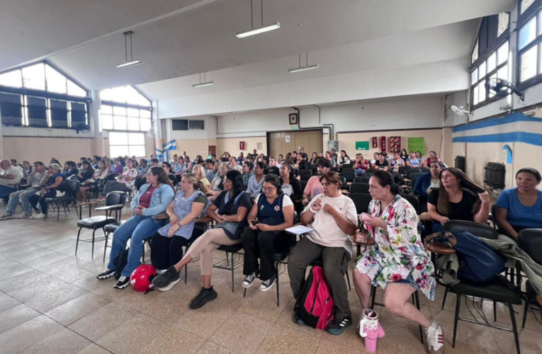 Designaron a 10 agentes auxiliares temporarios en escuelas de la ciudad