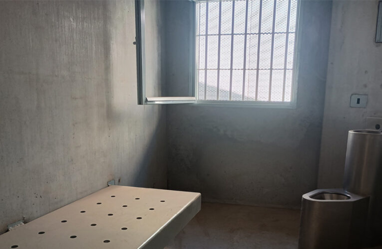 El Pergaminense recorrió la cárcel de Piñero: La “fortaleza” de máxima seguridad que redefine el sistema penitenciario