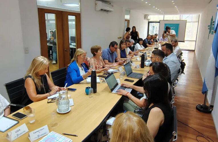 Principio de acuerdo: La Provincia ofertó un 9% en tres cuotas