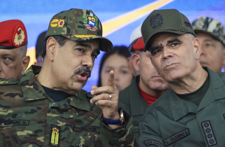 Delcy se animó y destituyó al histórico ministro de Defensa de Venezuela