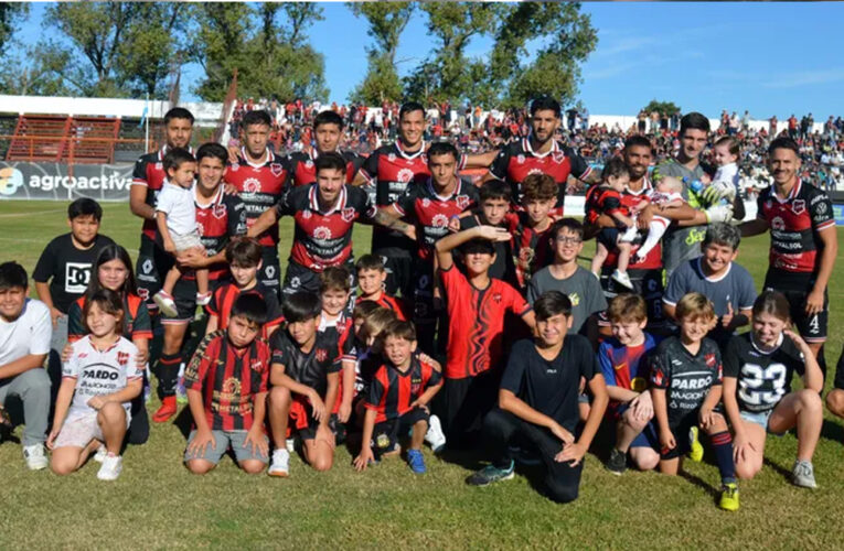 El Rojinegro sigue a paso firme y es puntero