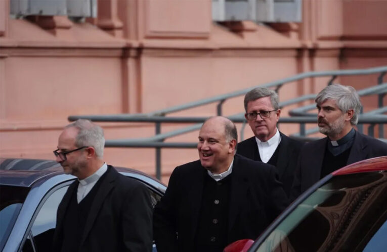 El Gobierno se reunió con la Iglesia para coordinar la visita del Papa