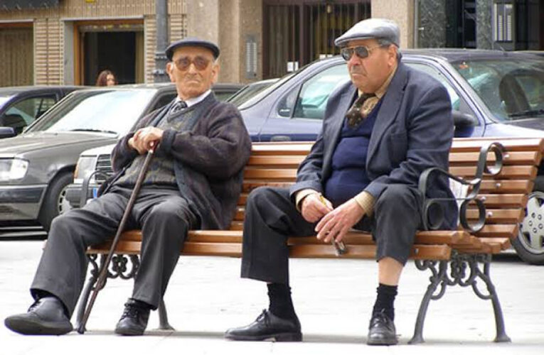 En octubre, las jubilaciones, pensiones y asignaciones aumentarán 1,66 por ciento