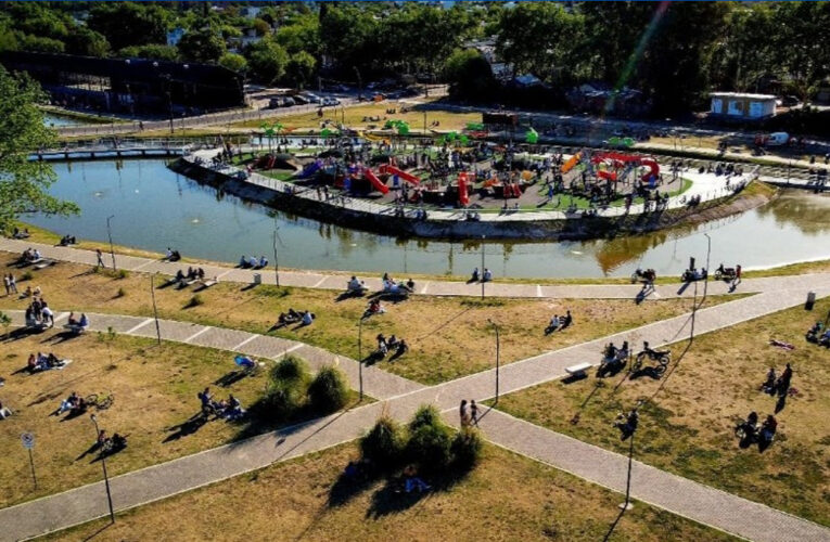 Primavera en el Parque Belgrano: Música, feria estudiantil y talento local